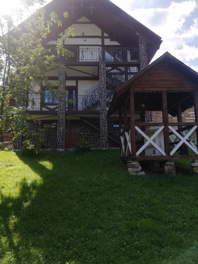 Садиба Анномарі - Відпочинок В Карпатах Котедж Яремче Bagian luar foto